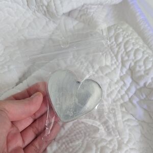 FREE WITH PURCHASE💕Silver Heart-Shaped Accessory